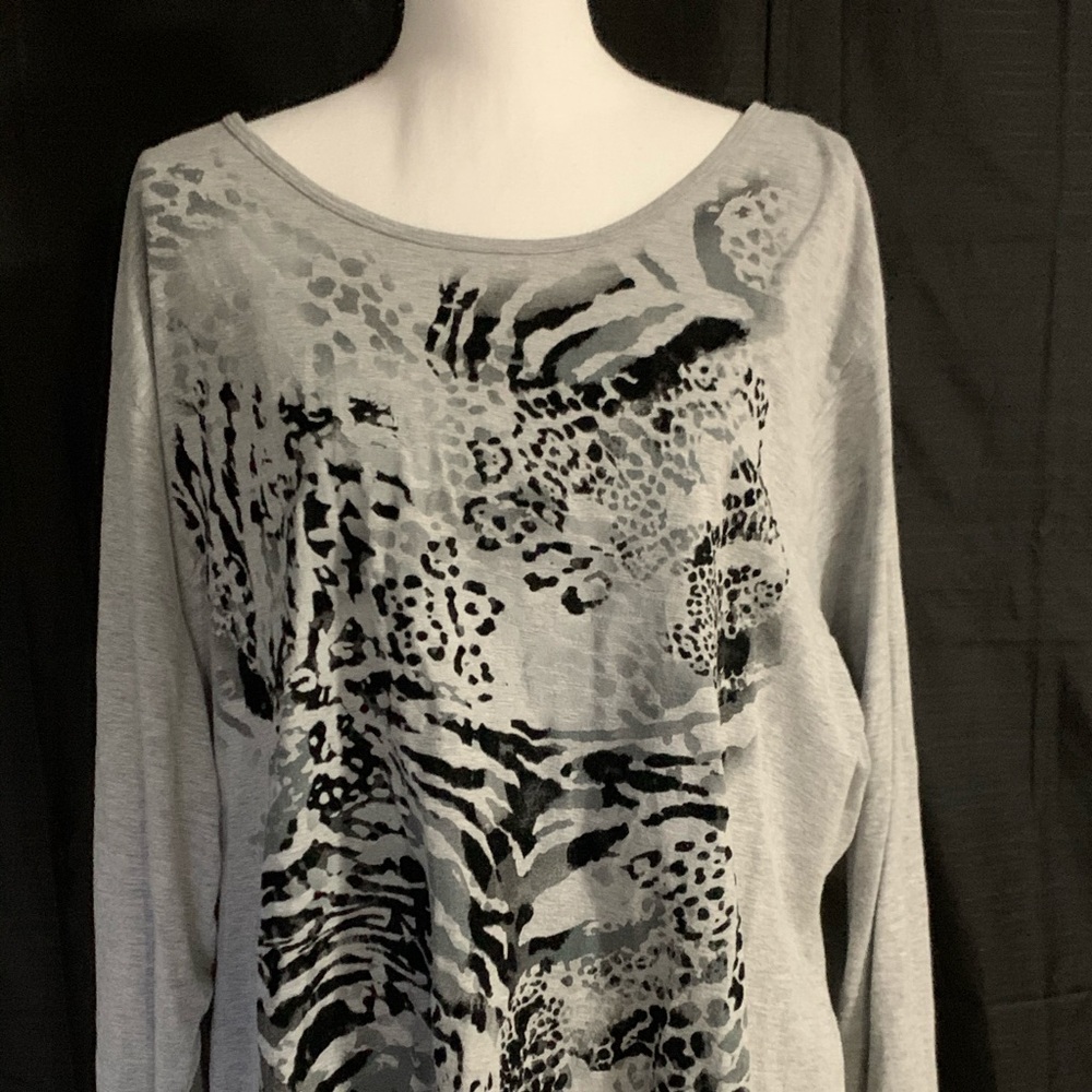 Long sleeve shirt